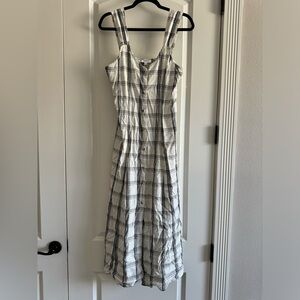 NWT Weekend Los Angeles Plaid Button Down Dress - Size Medium
